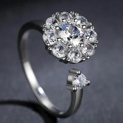 Silver plated Zicronia Flower Shaped Finger Ring
